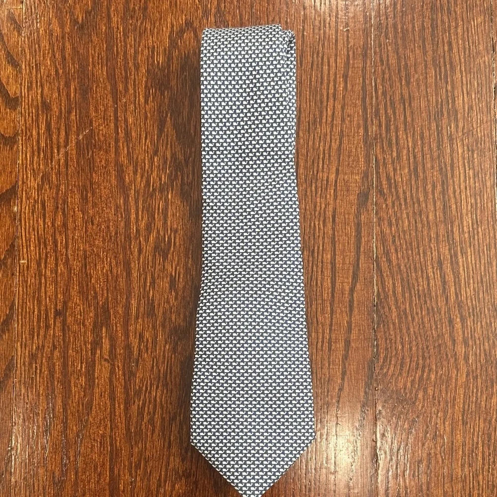 Vineyard Vines Kids Classic Whale Tie Navy and White